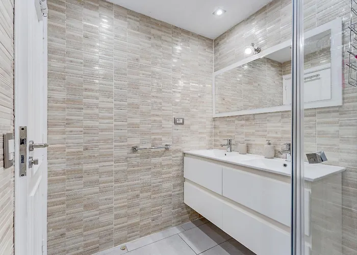 14th Floor Panoramic View * أذيخي